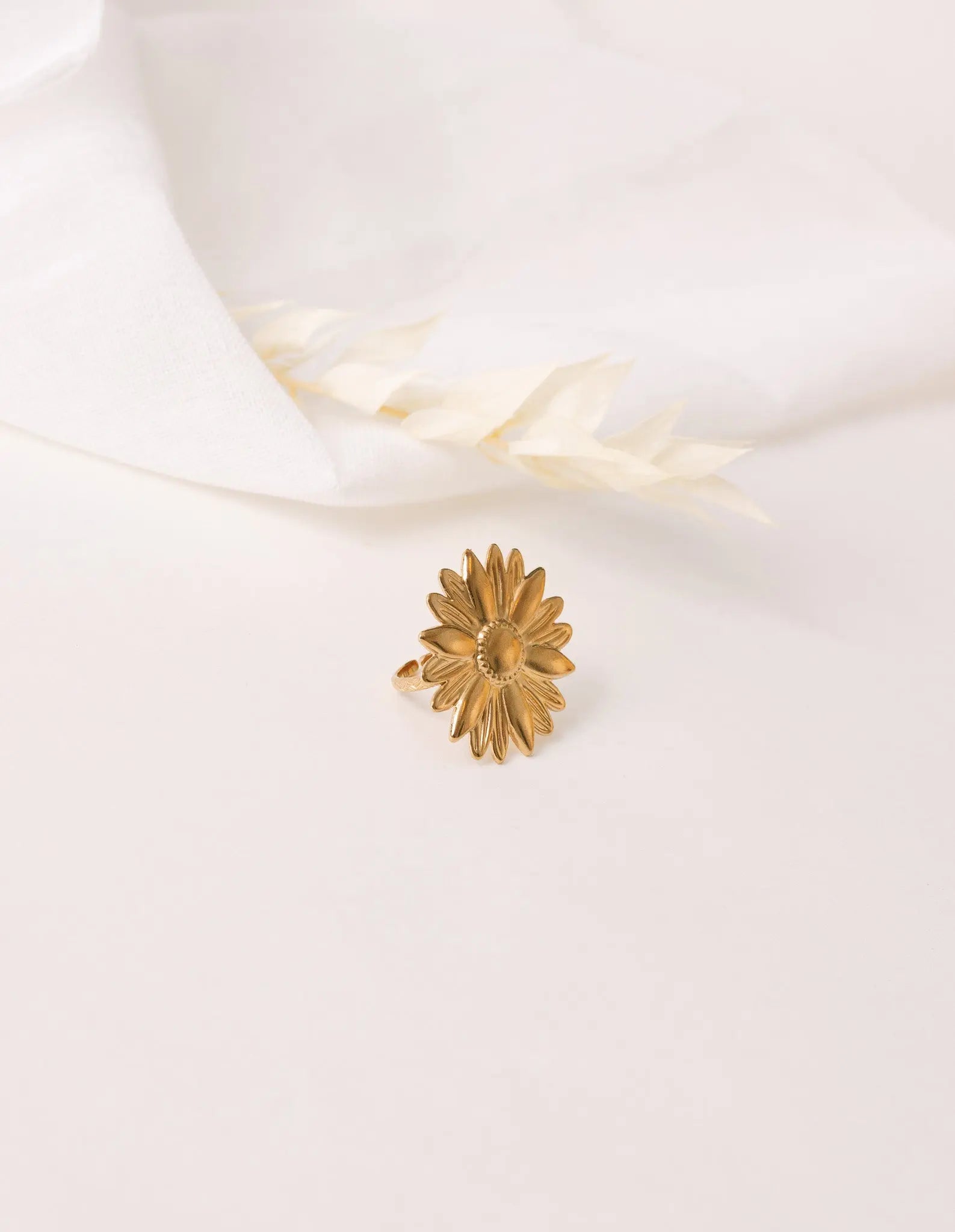 Bague Marguerite Un de ces quatre