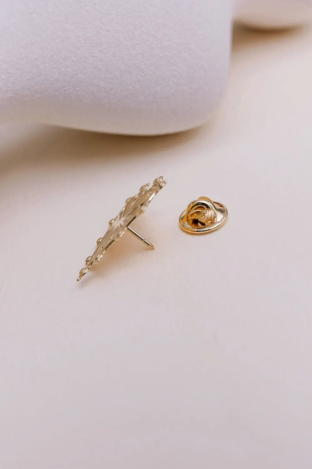 Broche Valentino Un de ces quatre