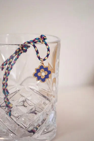 Collier Alfama Un de ces quatre