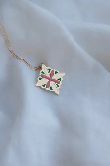 Collier Cascais Un de ces quatre