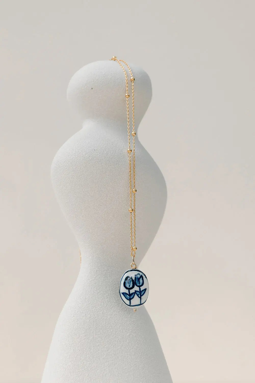 Collier Iris Un de ces quatre