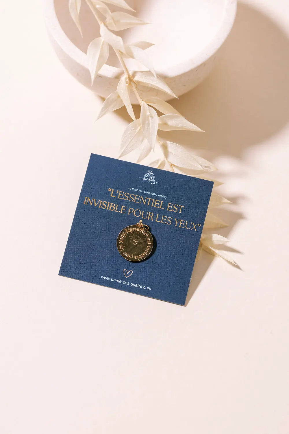 Pendentif "avec le coeur" Un de ces quatre