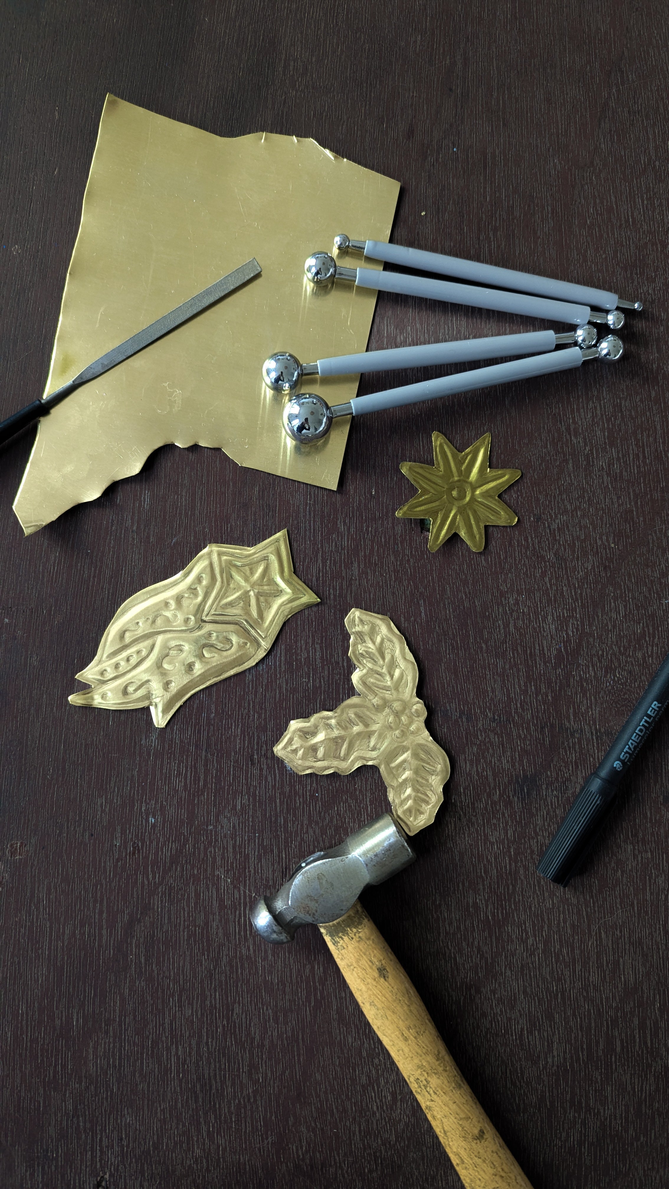 Fabriquez votre suncatcher en laiton / Déco de Noel en laiton repoussé UN DE CES QUATRE