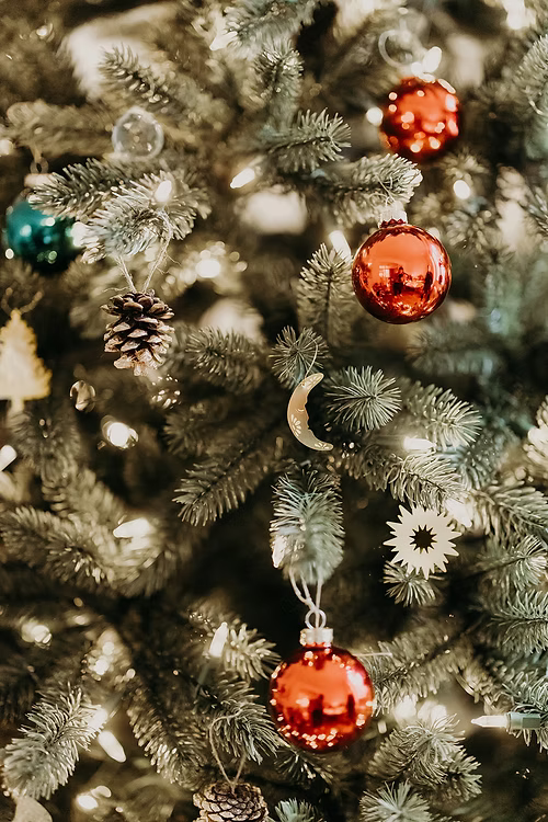 Sapin martelé - Décoration de sapin UN DE CES QUATRE 