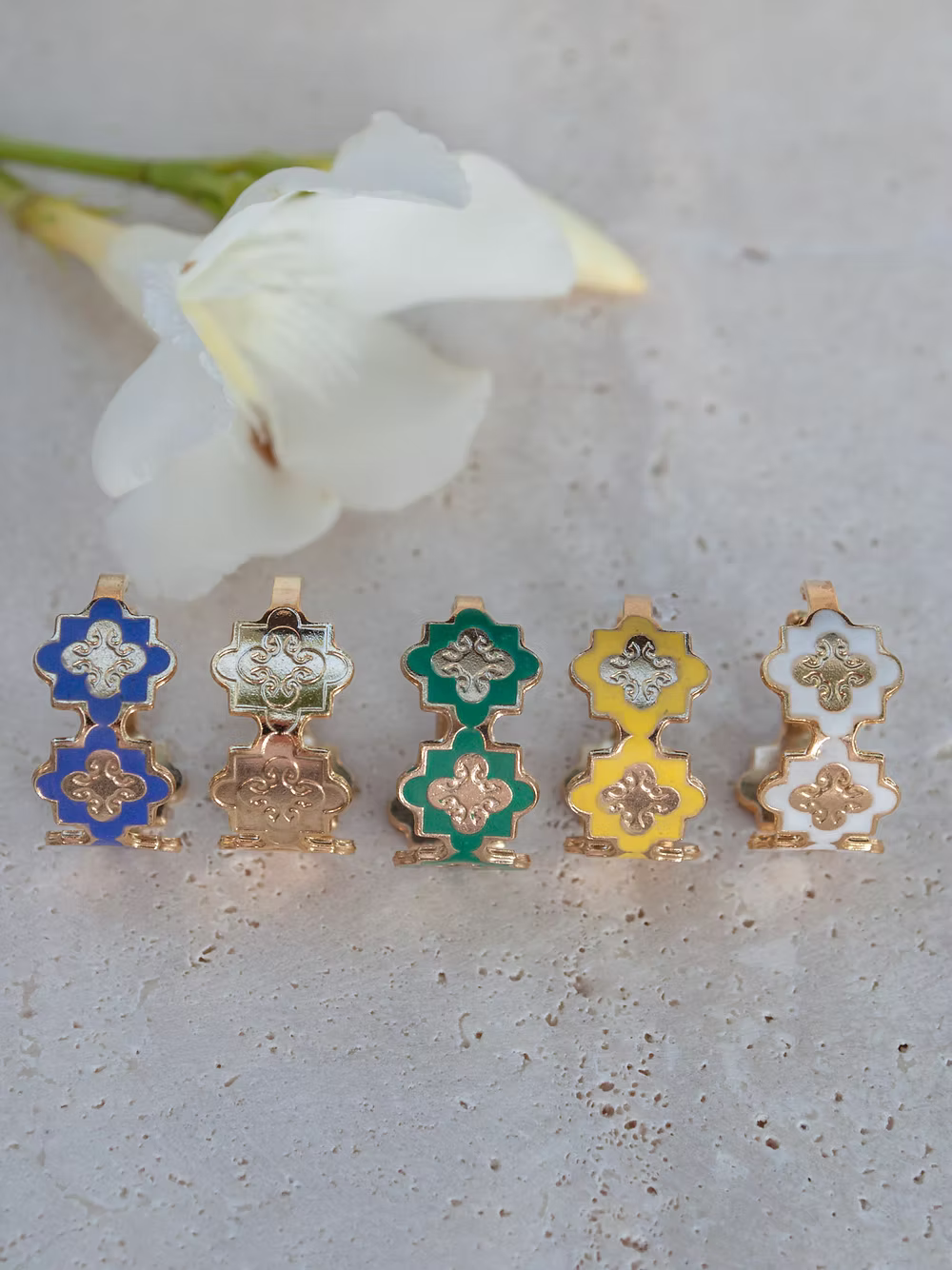 Bague Alfama Un de ces quatre 
