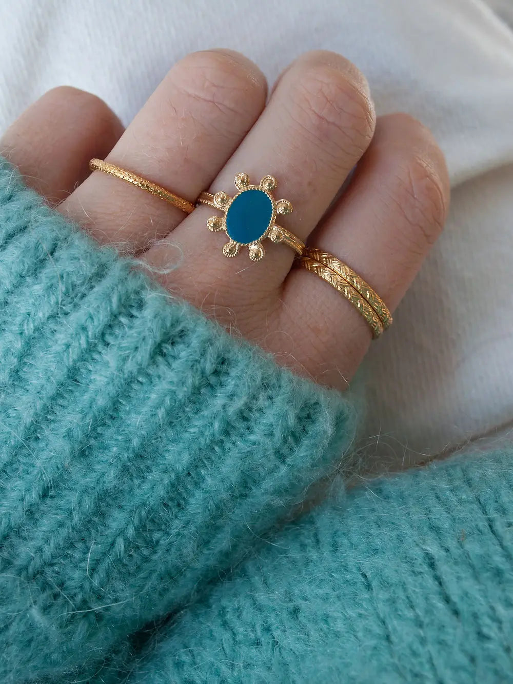 Bague Anémone Un de ces quatre 