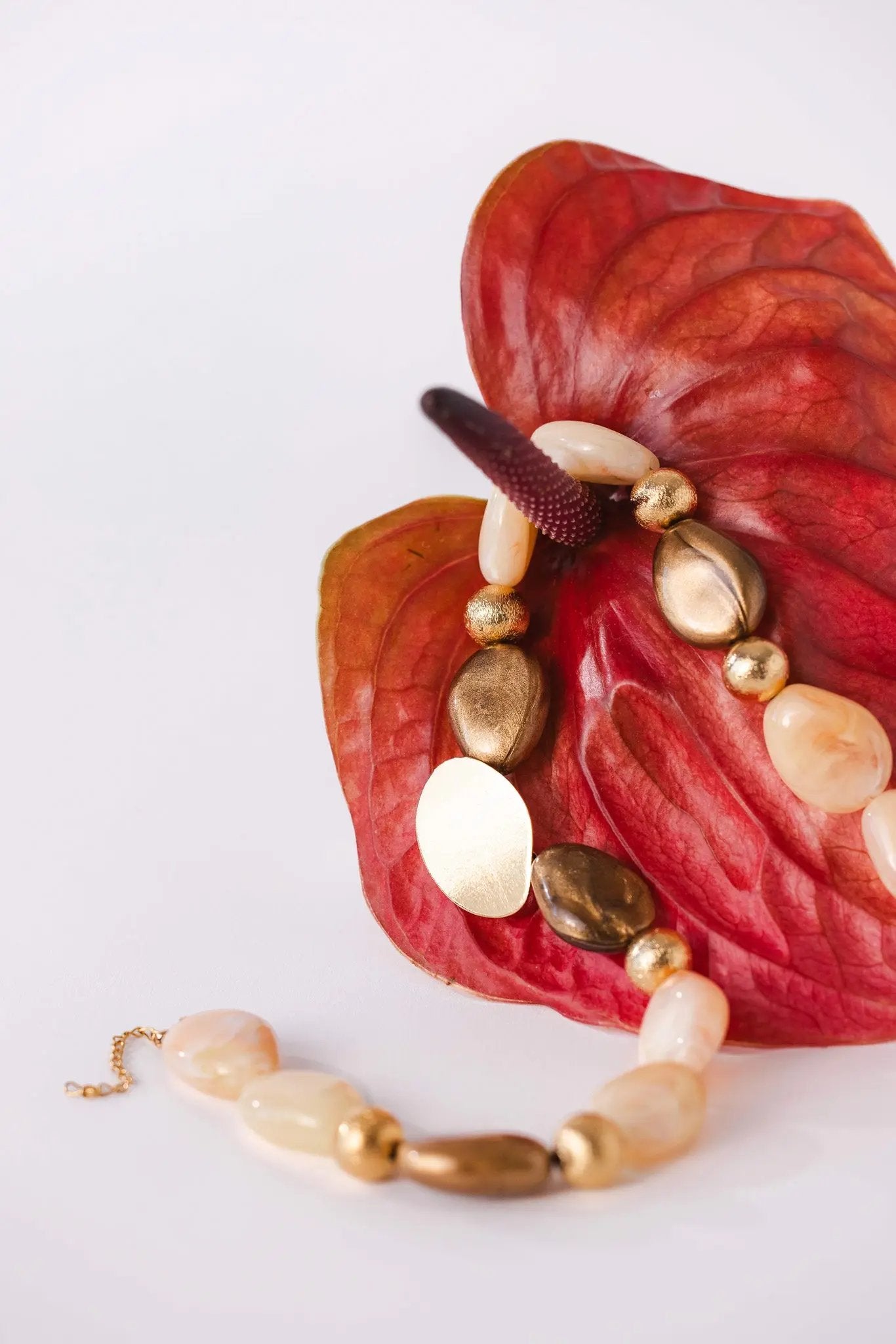 Collier Ishi UN DE CES QUATRE 