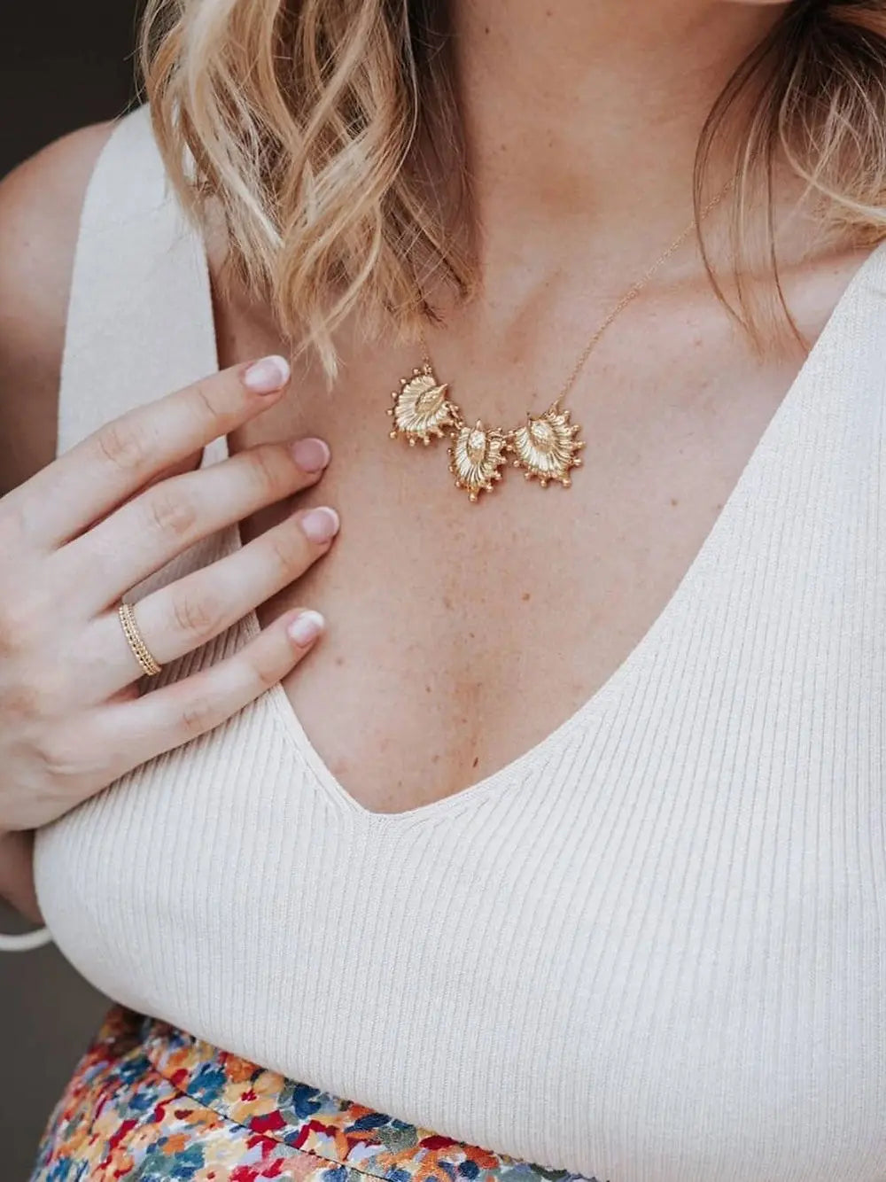 Collier Palmettes Un de ces quatre 