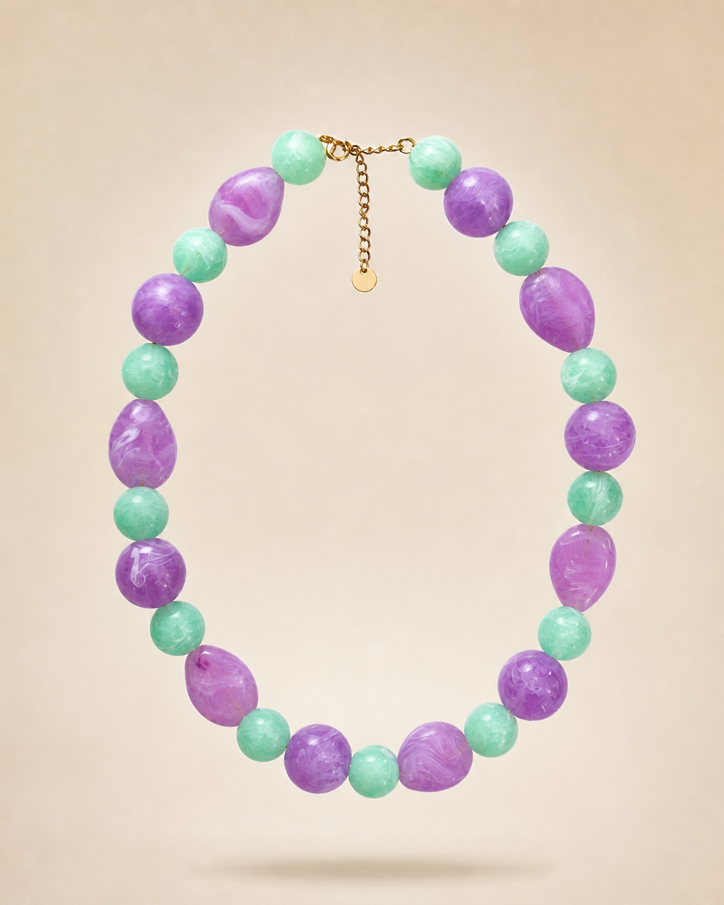 Collier Loly UN DE CES QUATRE 